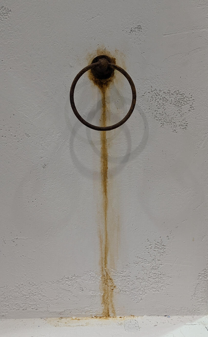 Aging and texture for touring "Mamma Mia" set 2025